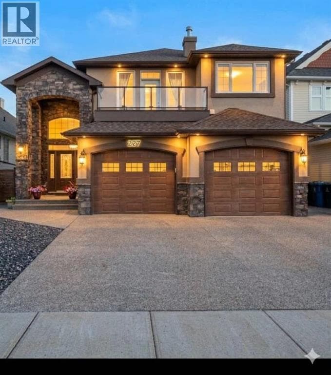 629 Southgate Boulevard S — photo 2