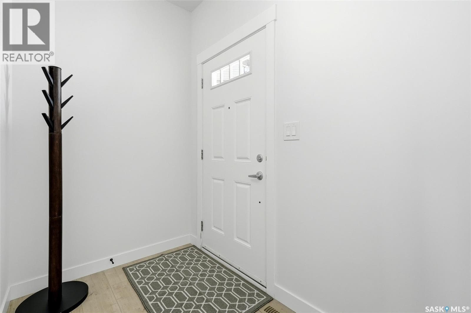 5416 Boyer BAY — photo 2
