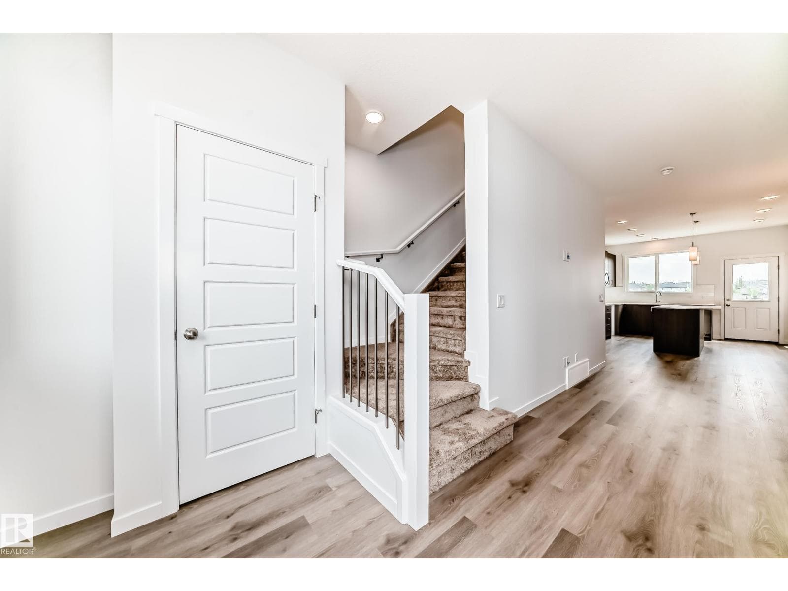 6407 63 ST — photo 5