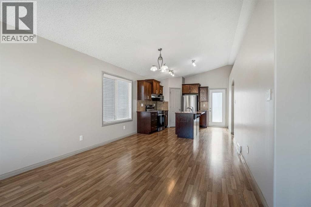 306 Keystone Lane W — photo 5