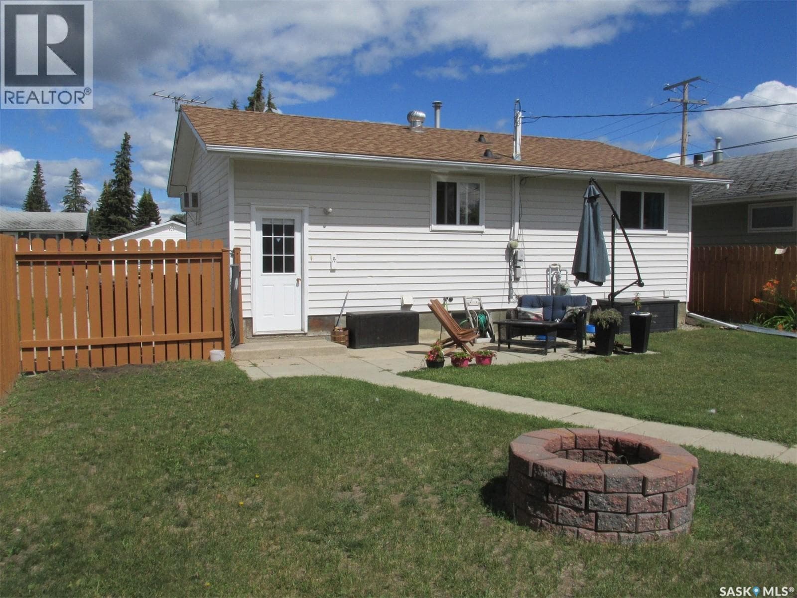 302 7th AVENUE W — photo 4