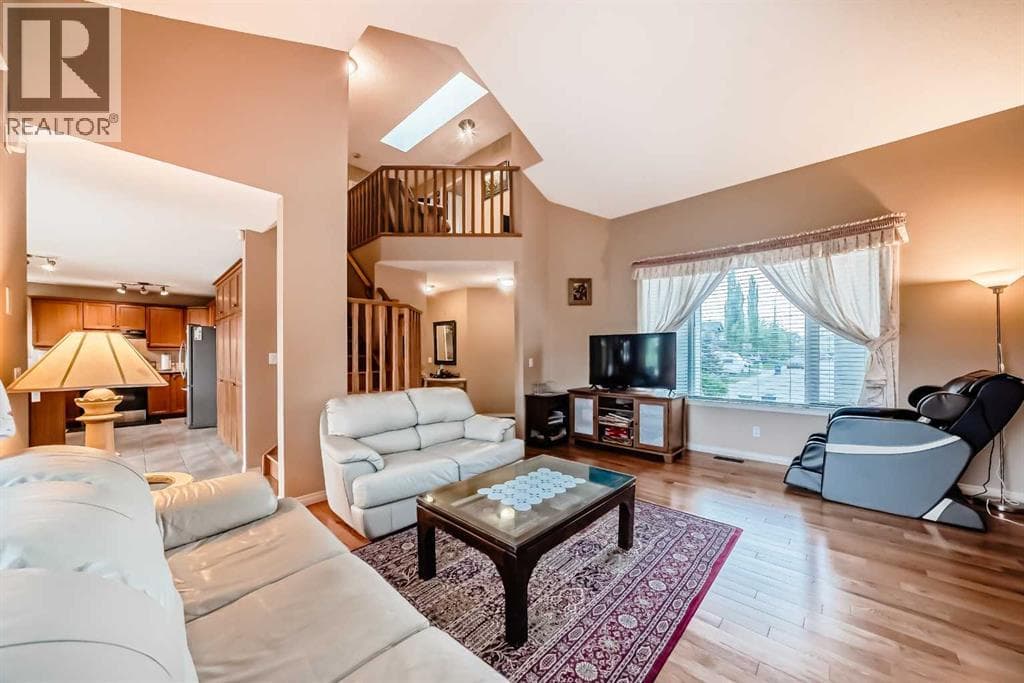 737 Wentworth Place SW — photo 3