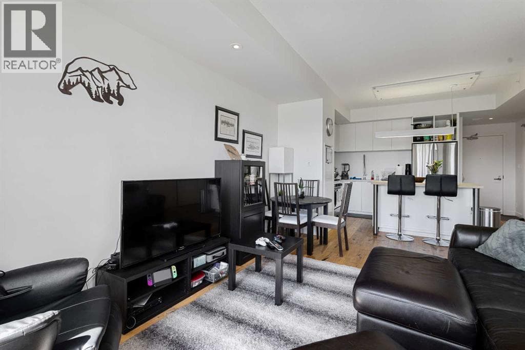 1 bed 1 bath single family at 225, 63 Inglewood Park SE — $358,000 — photo 11