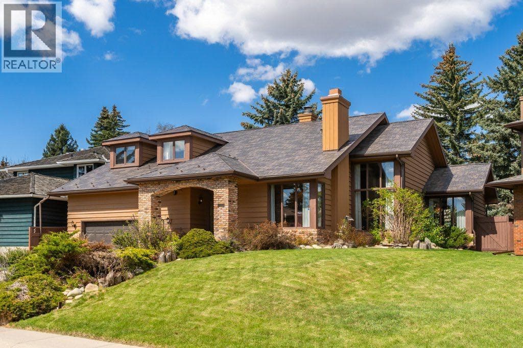 152 Coach Grove Place SW