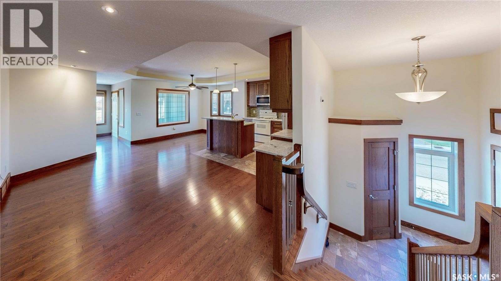 8018 Fairways West DRIVE — photo 5