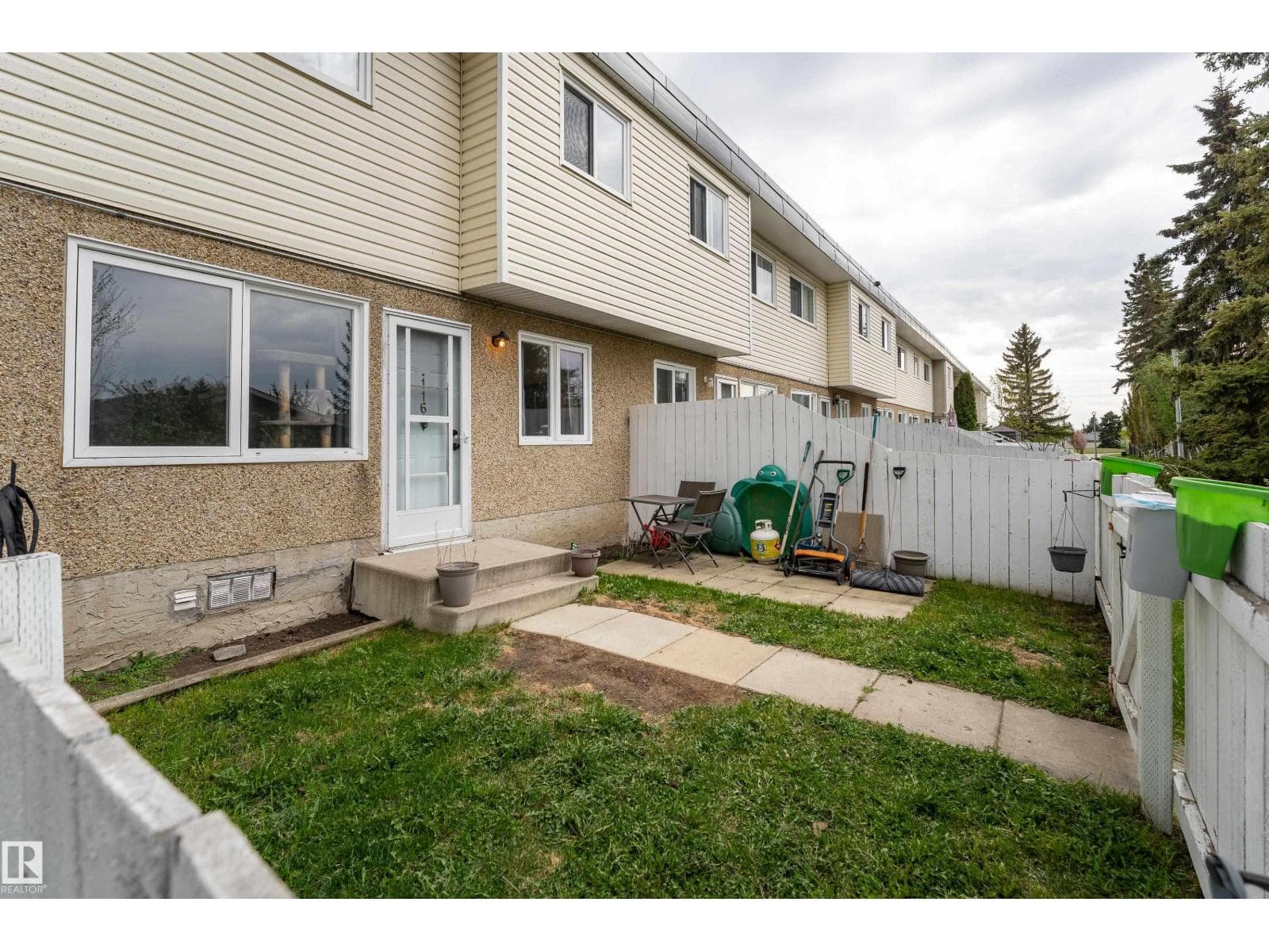 #116 16348 109 ST NW