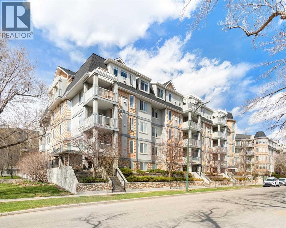 303, 2419 Erlton Road SW — photo 2