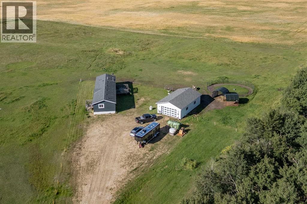 48040 Range 212 Road — photo 2