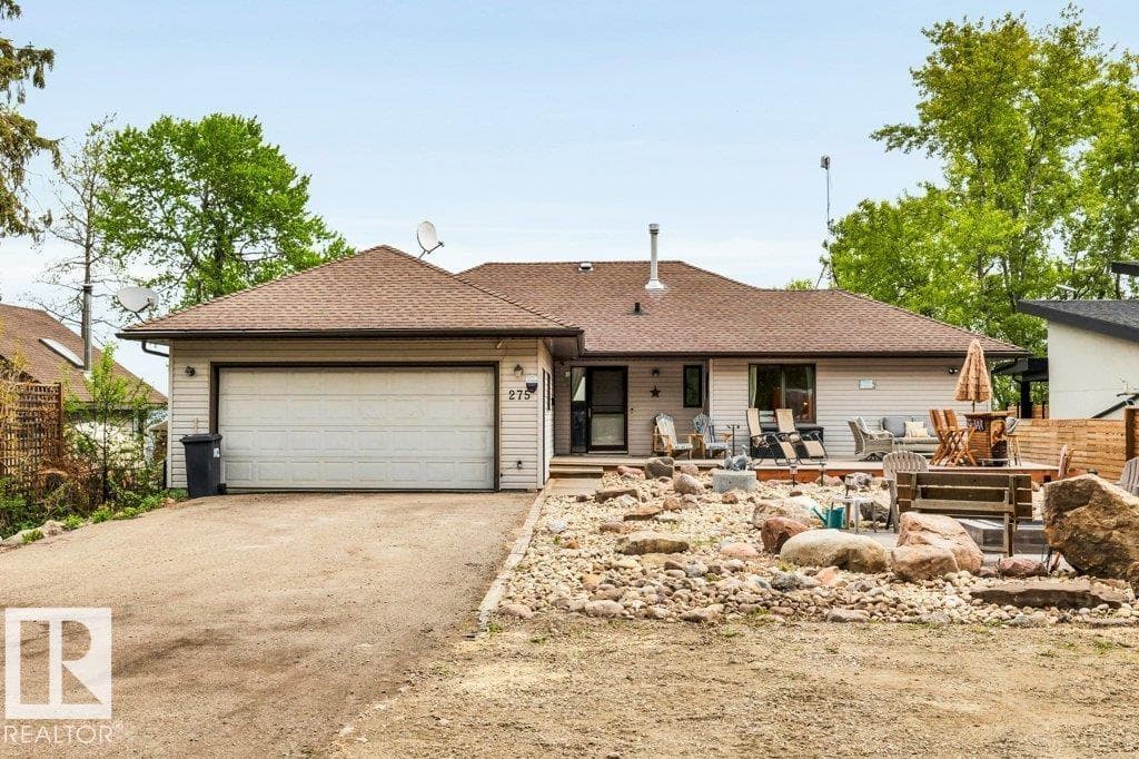 275 Poplar Crescent