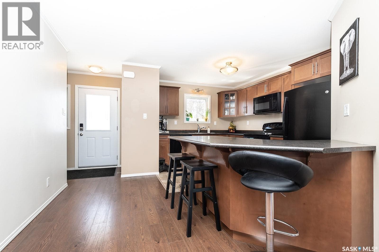 104 225 Hassard CLOSE — photo 5