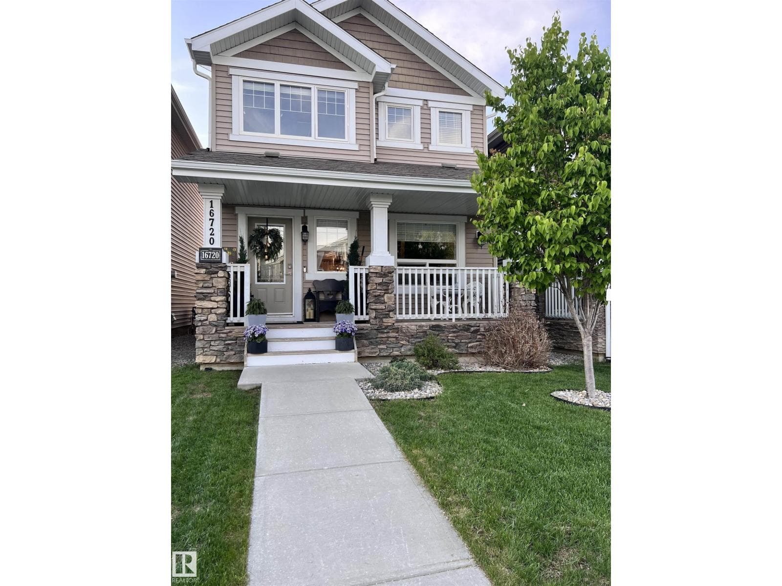 16720 15 AV SW