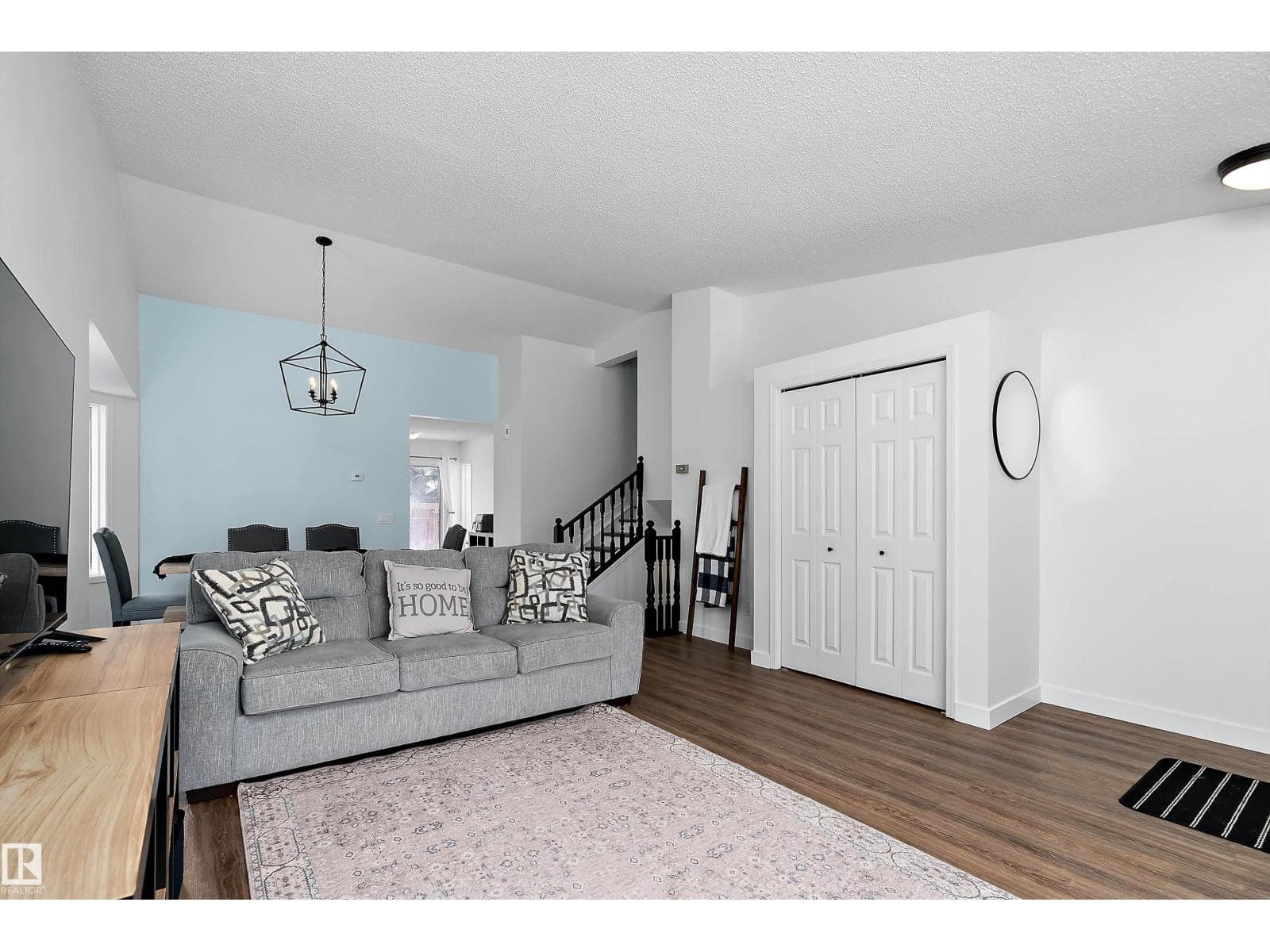 49 DEERBOURNE DR — photo 3