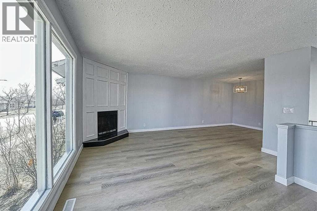 71 Falton Drive NE — photo 5