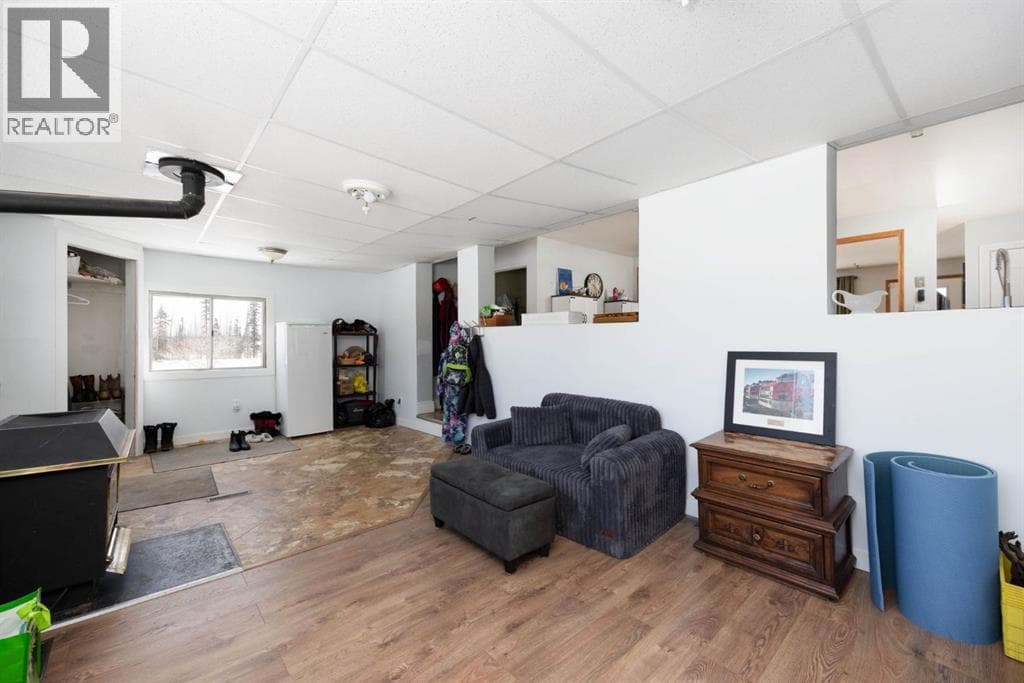 100 Christina Drive — photo 5