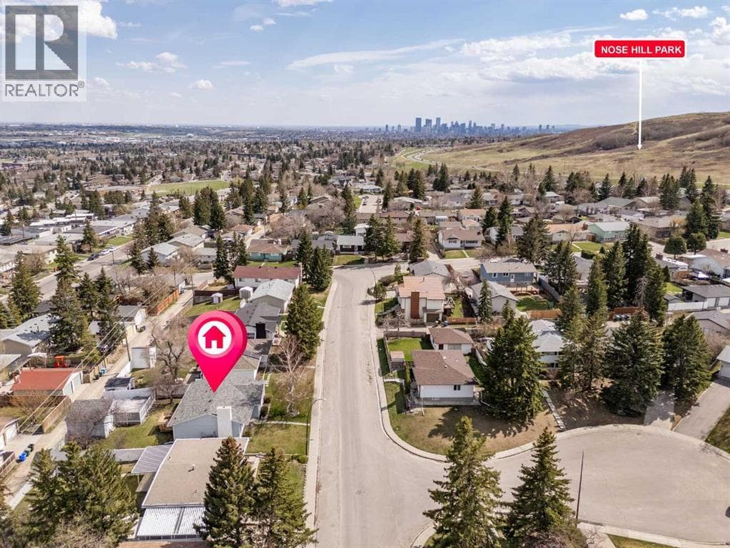 7720 Hunterquay Road NW — photo 5