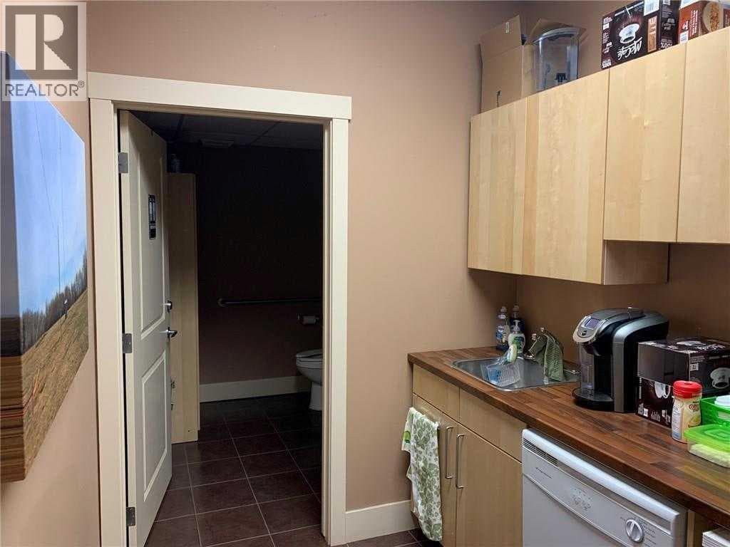 505, 2903 Kingsview Boulevard SE — photo 3