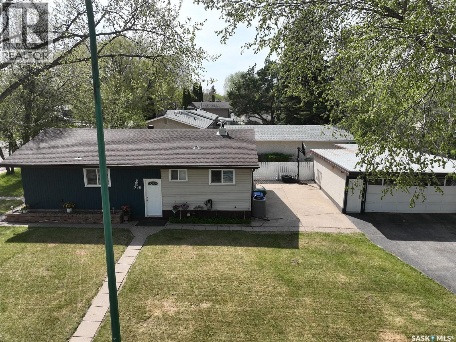 996 Bradshaw PLACE — photo 3