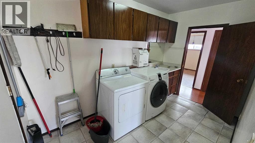 4618 WESTMINSTER Avenue — photo 4