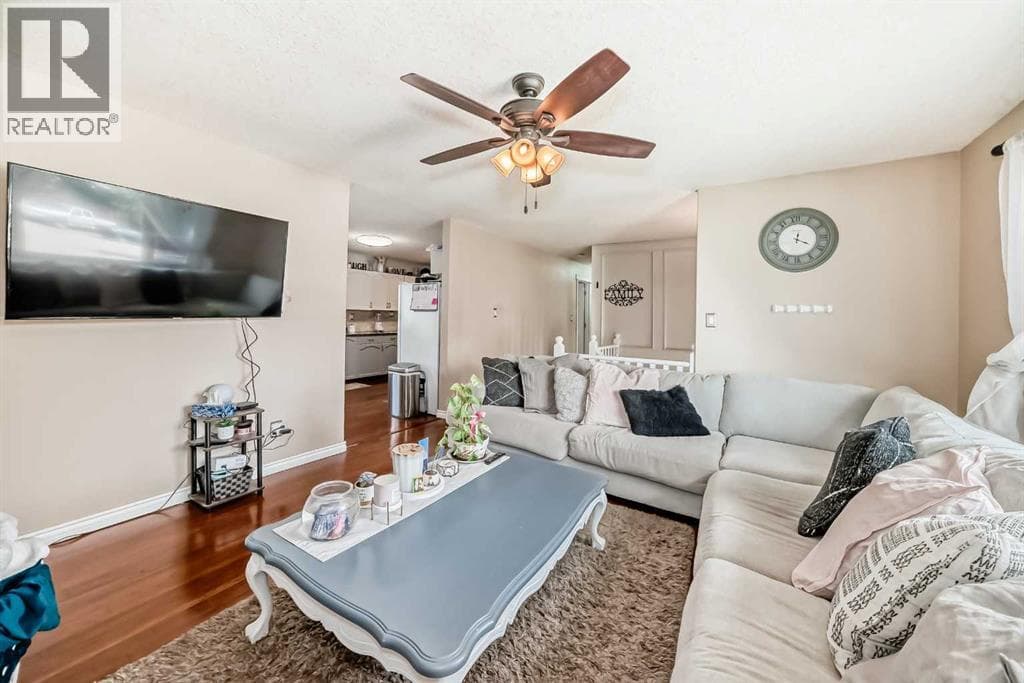 3 Shannon Close — photo 4
