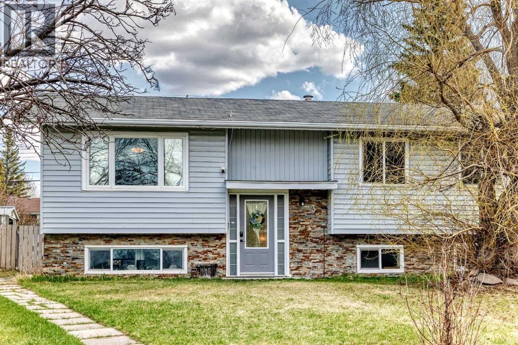 3 Shannon Close — photo 2