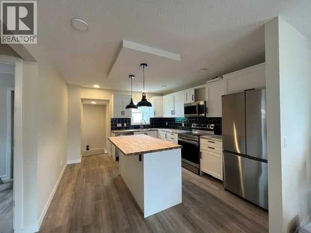 406 Main Street — photo 5