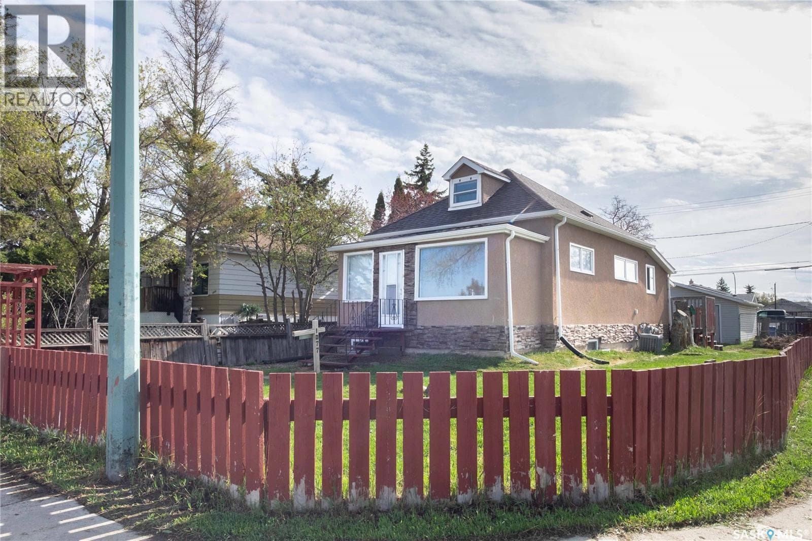 1077 Broder STREET — photo 3