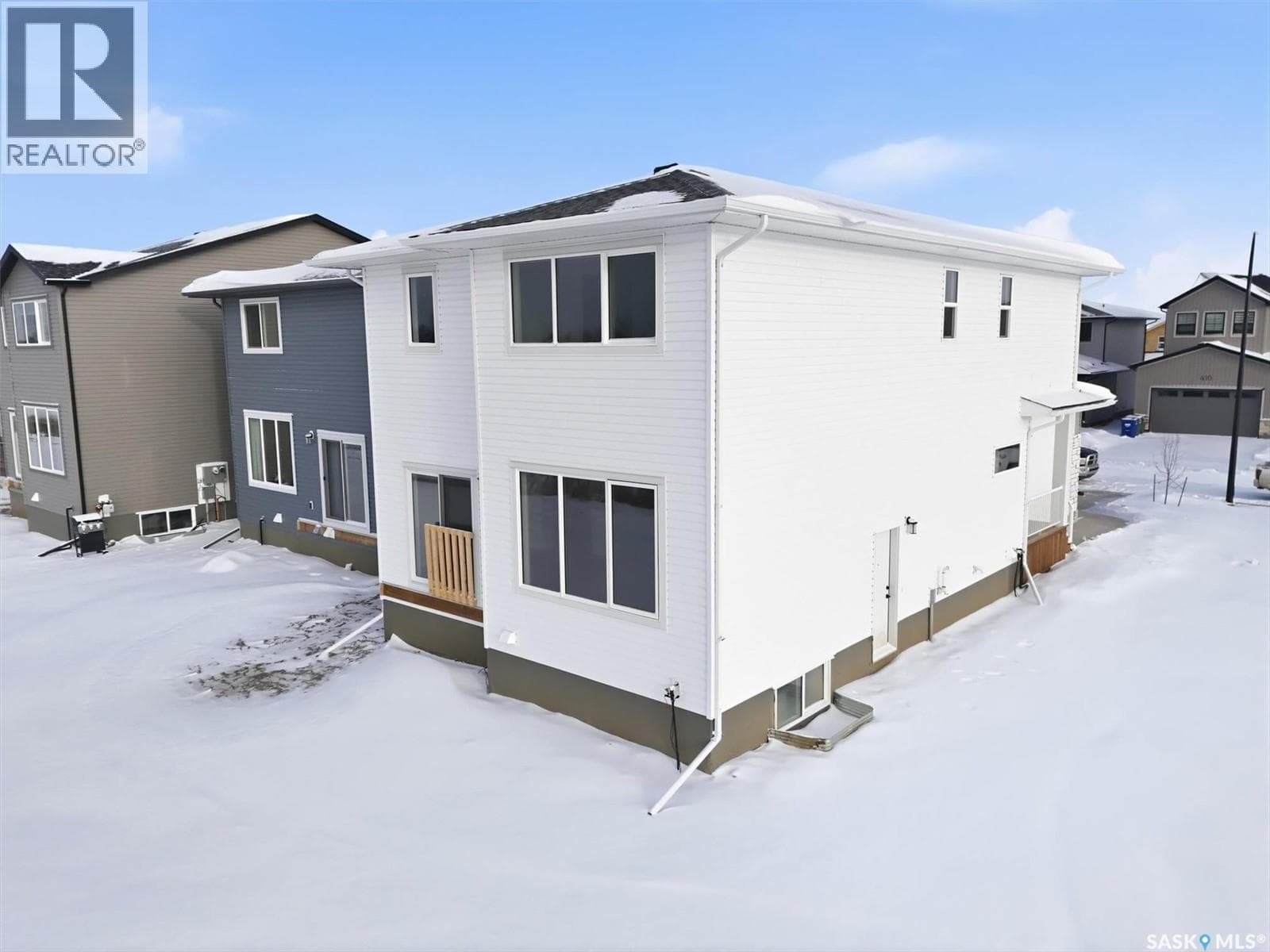 470 Cockcroft PLACE — photo 2