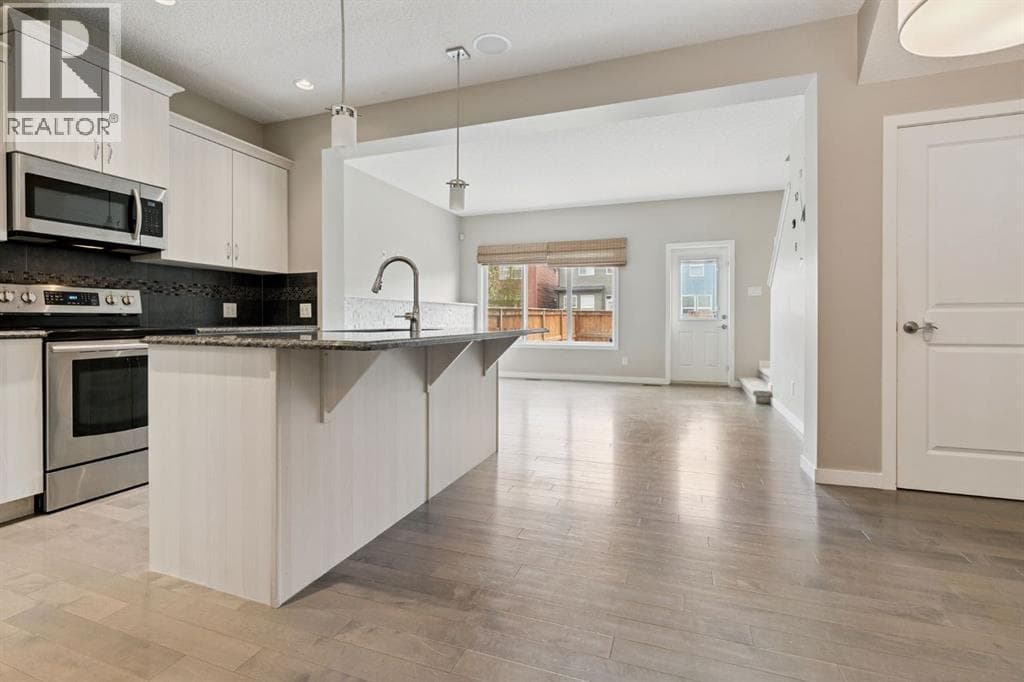44 Legacy Reach Manor SE — photo 5