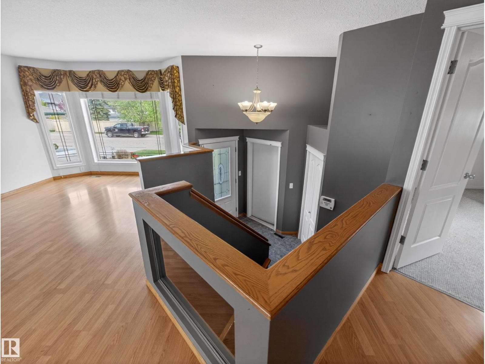 108 RIDGEPOINT WY — photo 3