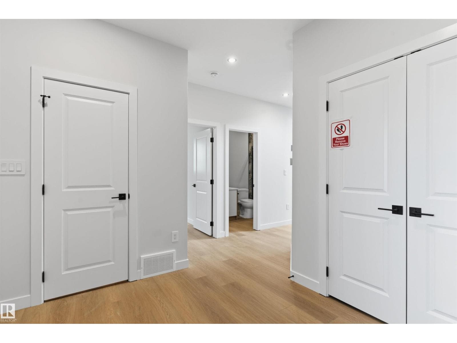 29 AXELWOOD CR — photo 3