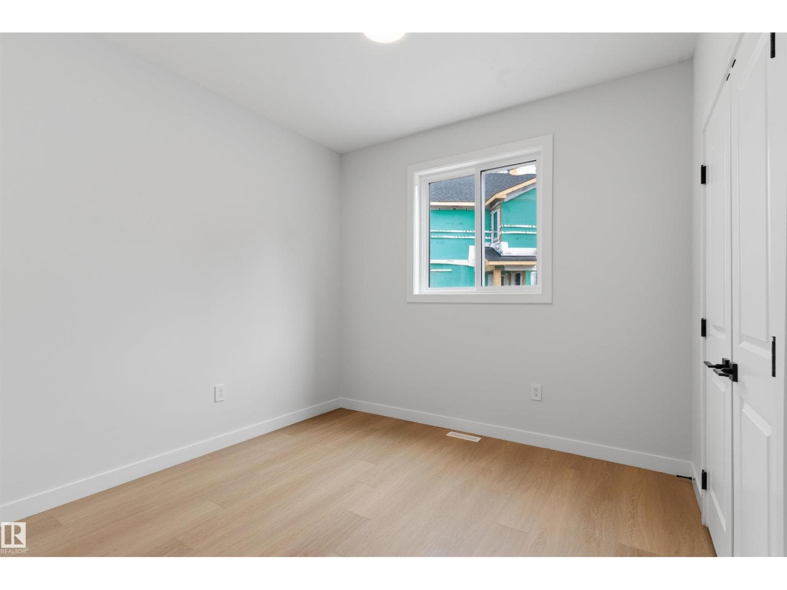 29 AXELWOOD CR — photo 5