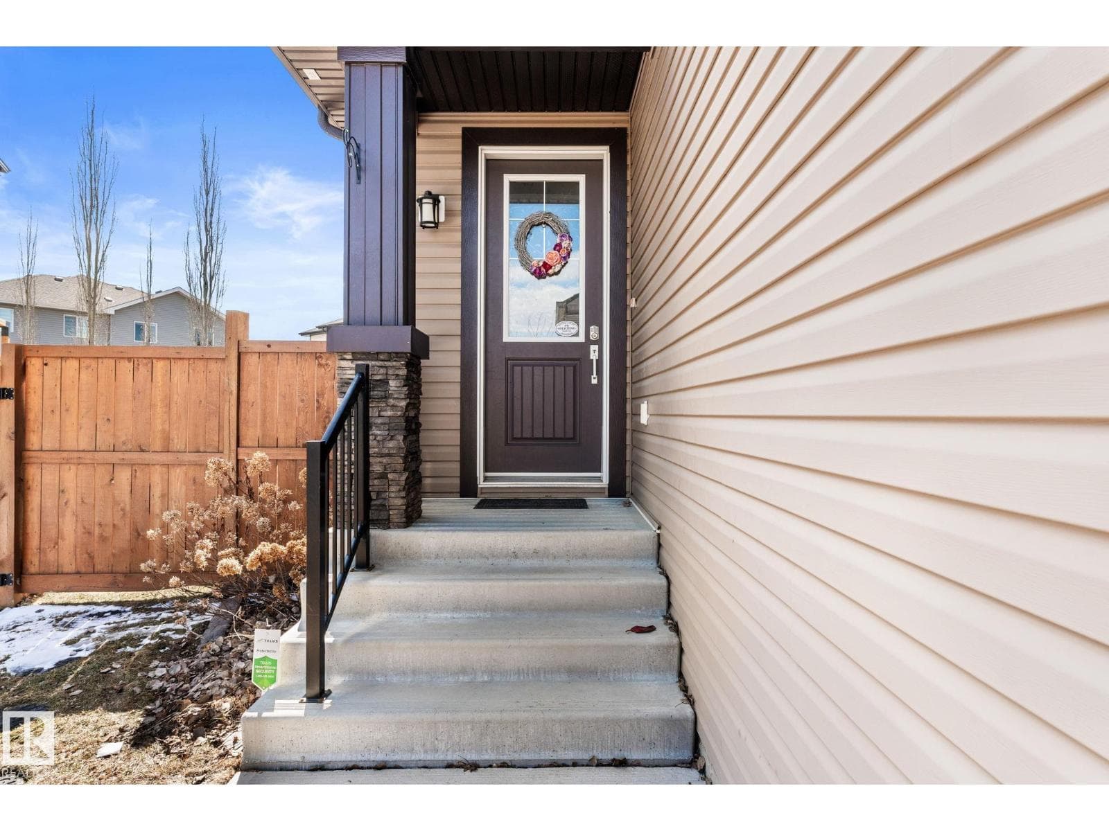 8 SPRING BA — photo 3