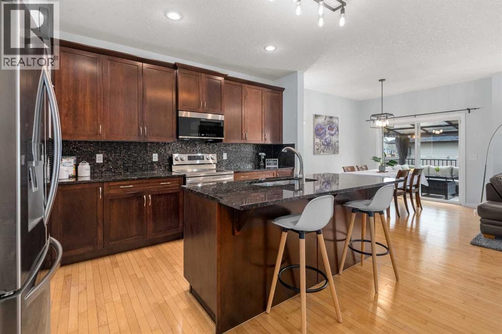 318 Kincora Glen Rise NW — photo 4
