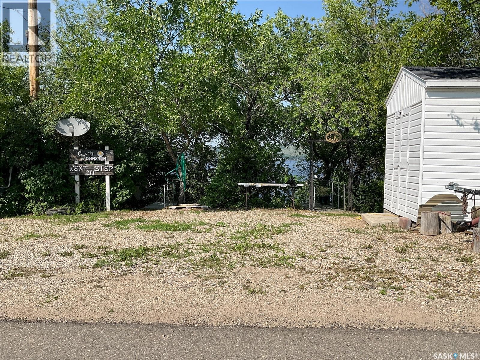 211 Osment AVENUE — photo 3