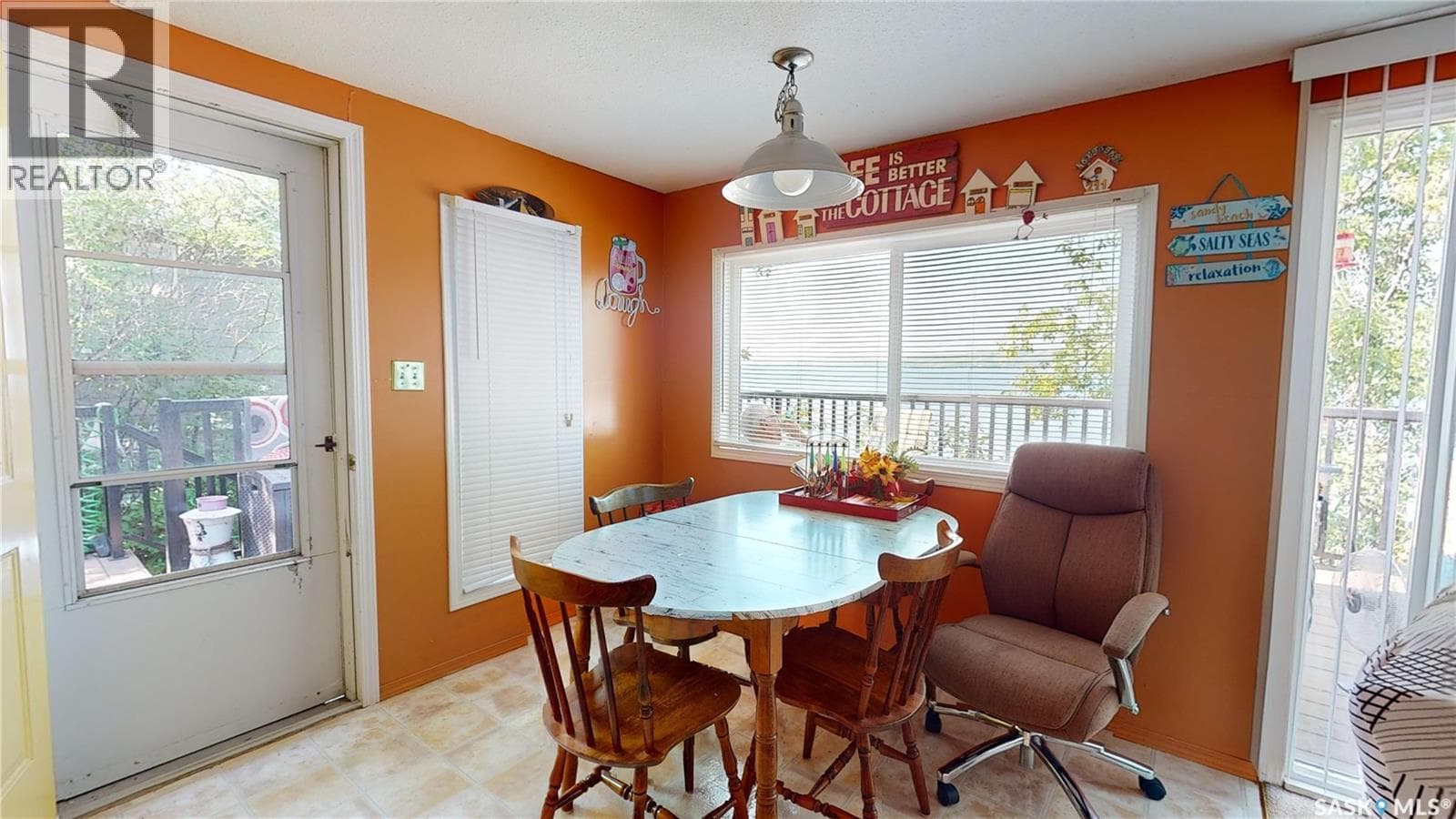 211 Osment AVENUE — photo 5