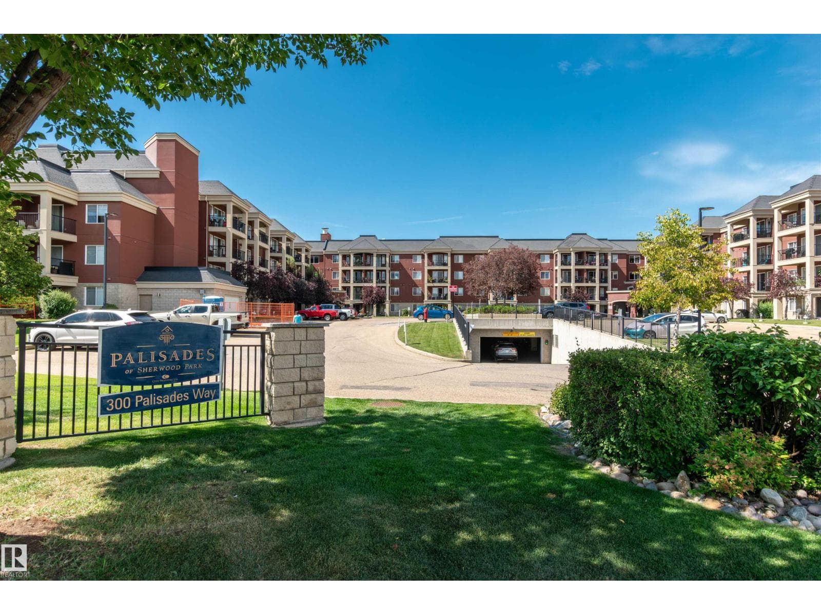 #439 300 Palisades WY