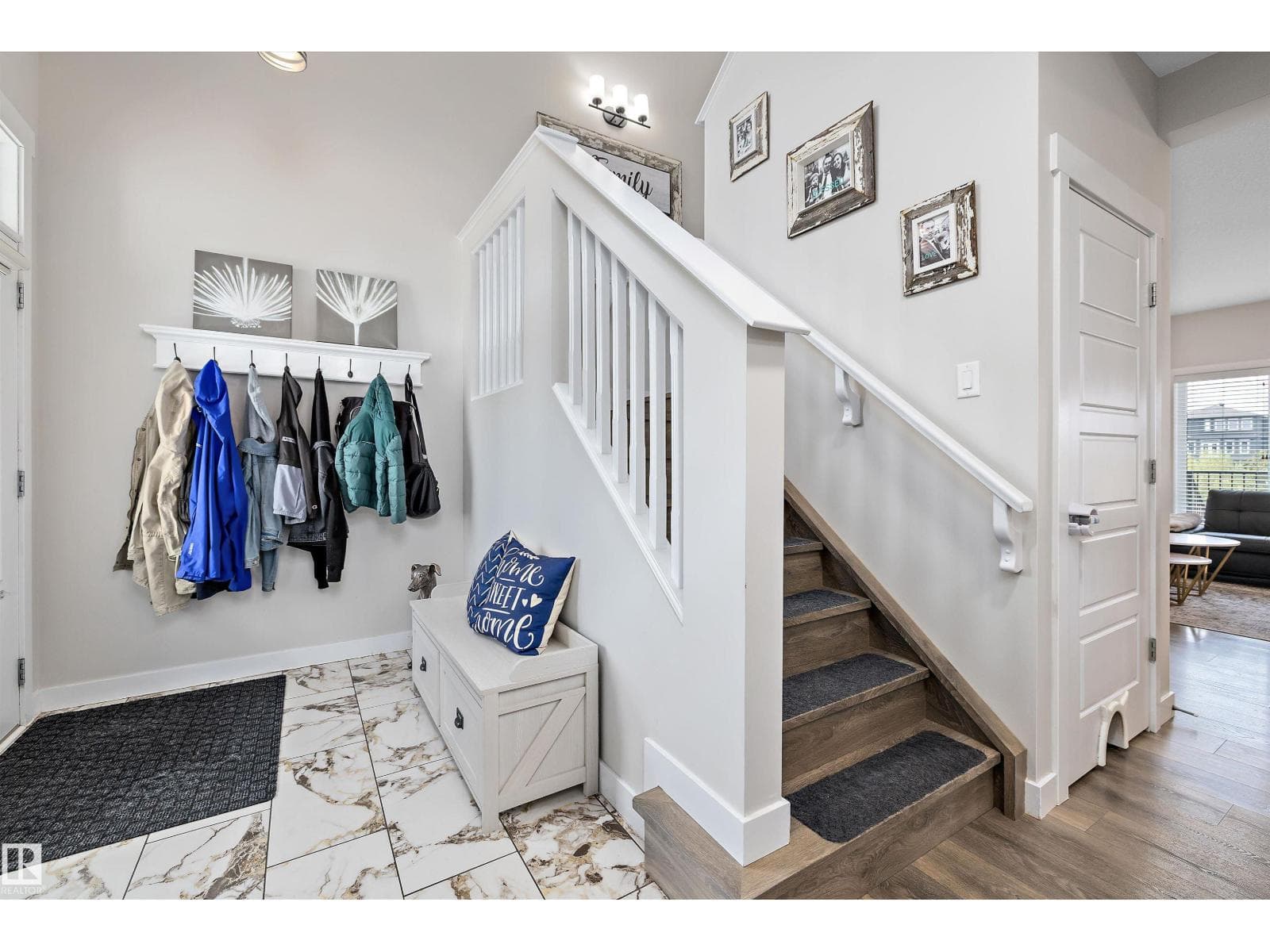 363 Cy Becker BV NW — photo 3