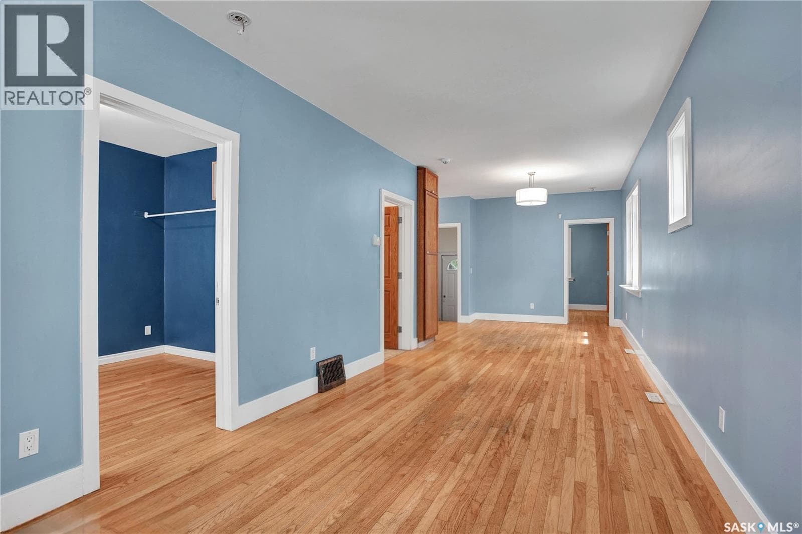 220 N AVENUE S — photo 3
