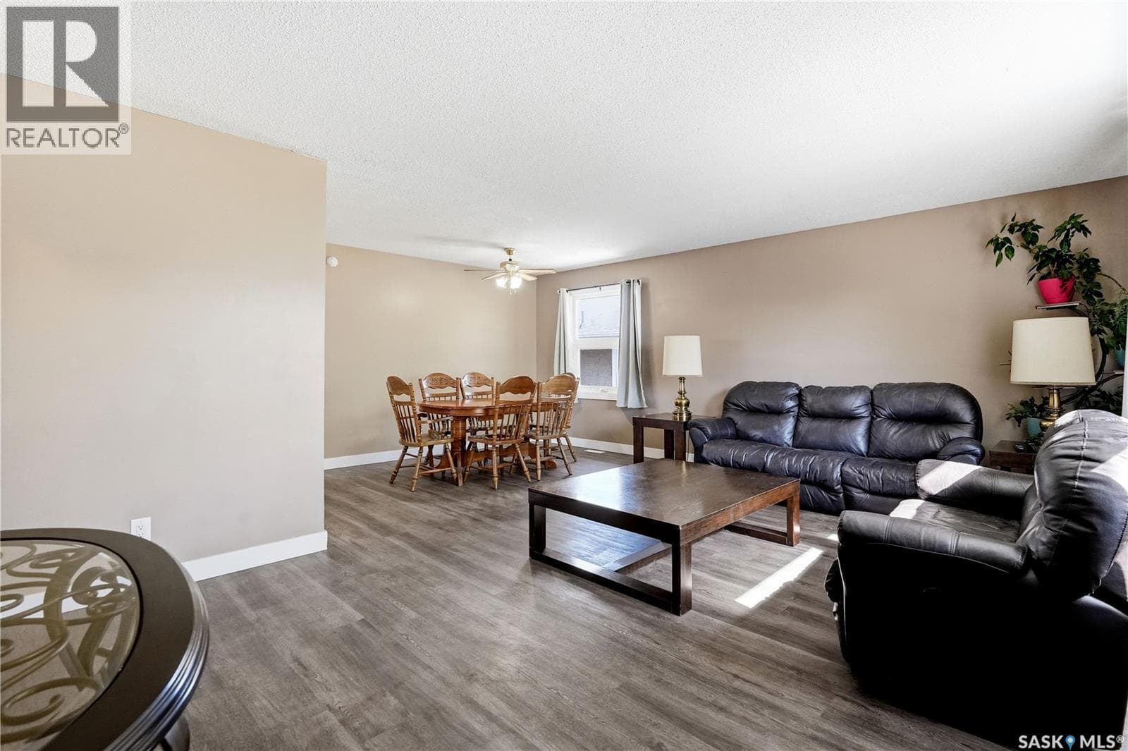 1360 Lacon STREET — photo 4