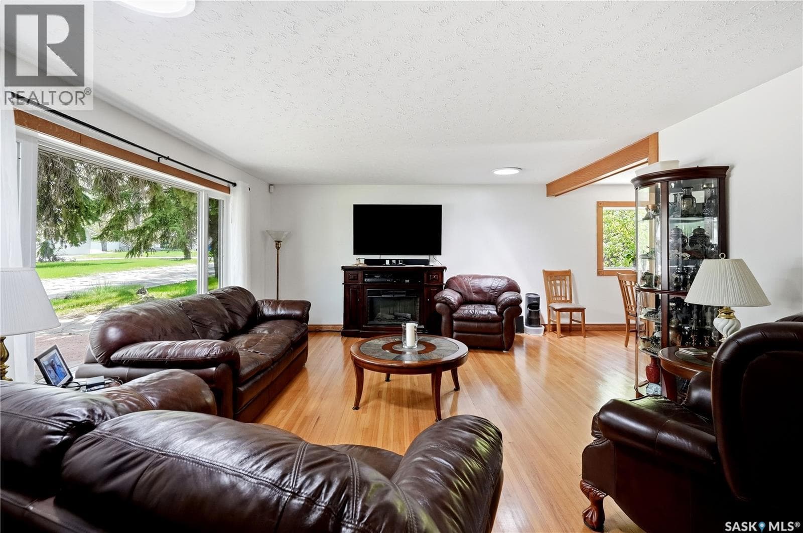 104 MARSH CRESCENT — photo 4