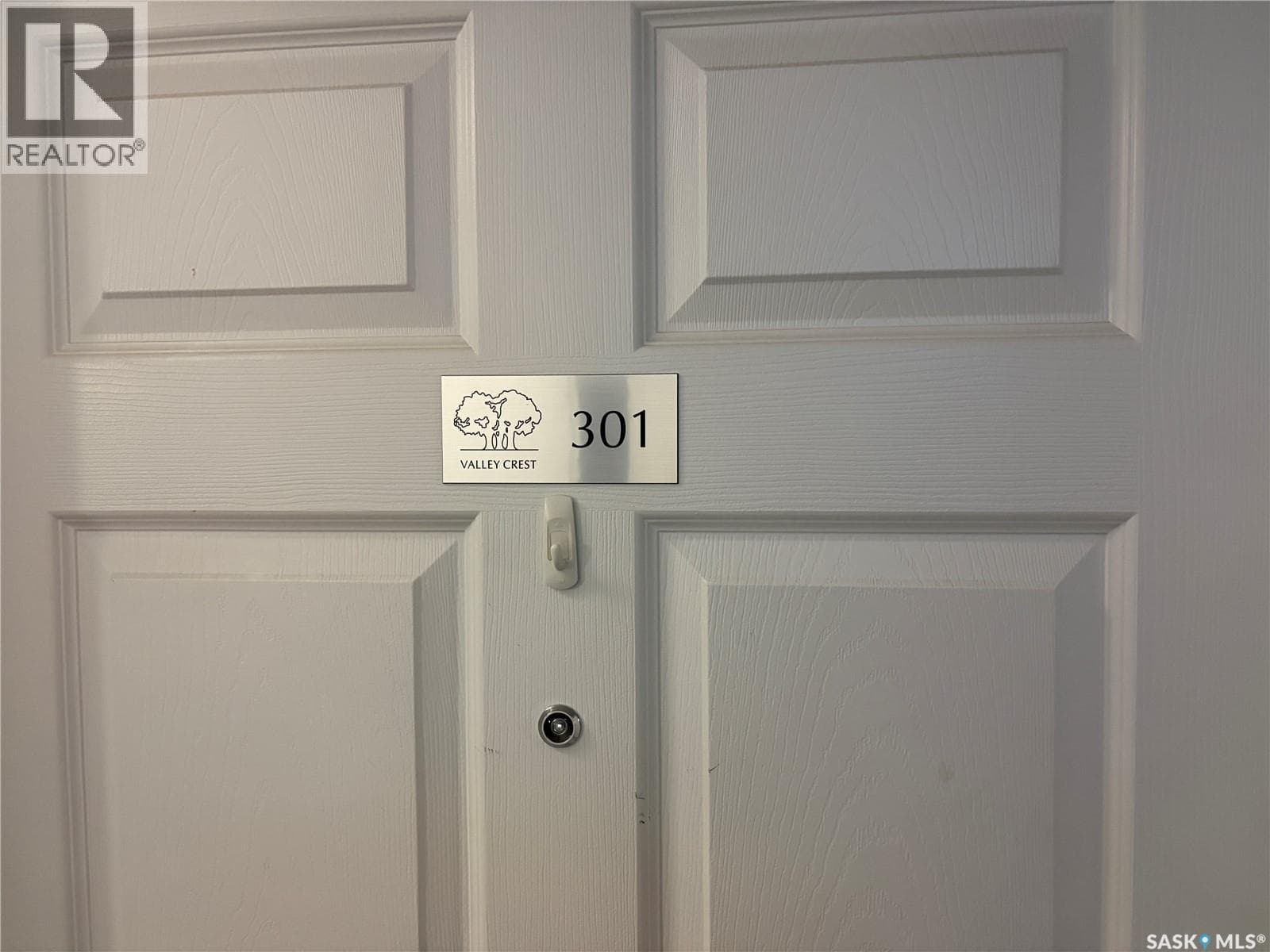 301 1601 1st STREET — photo 2