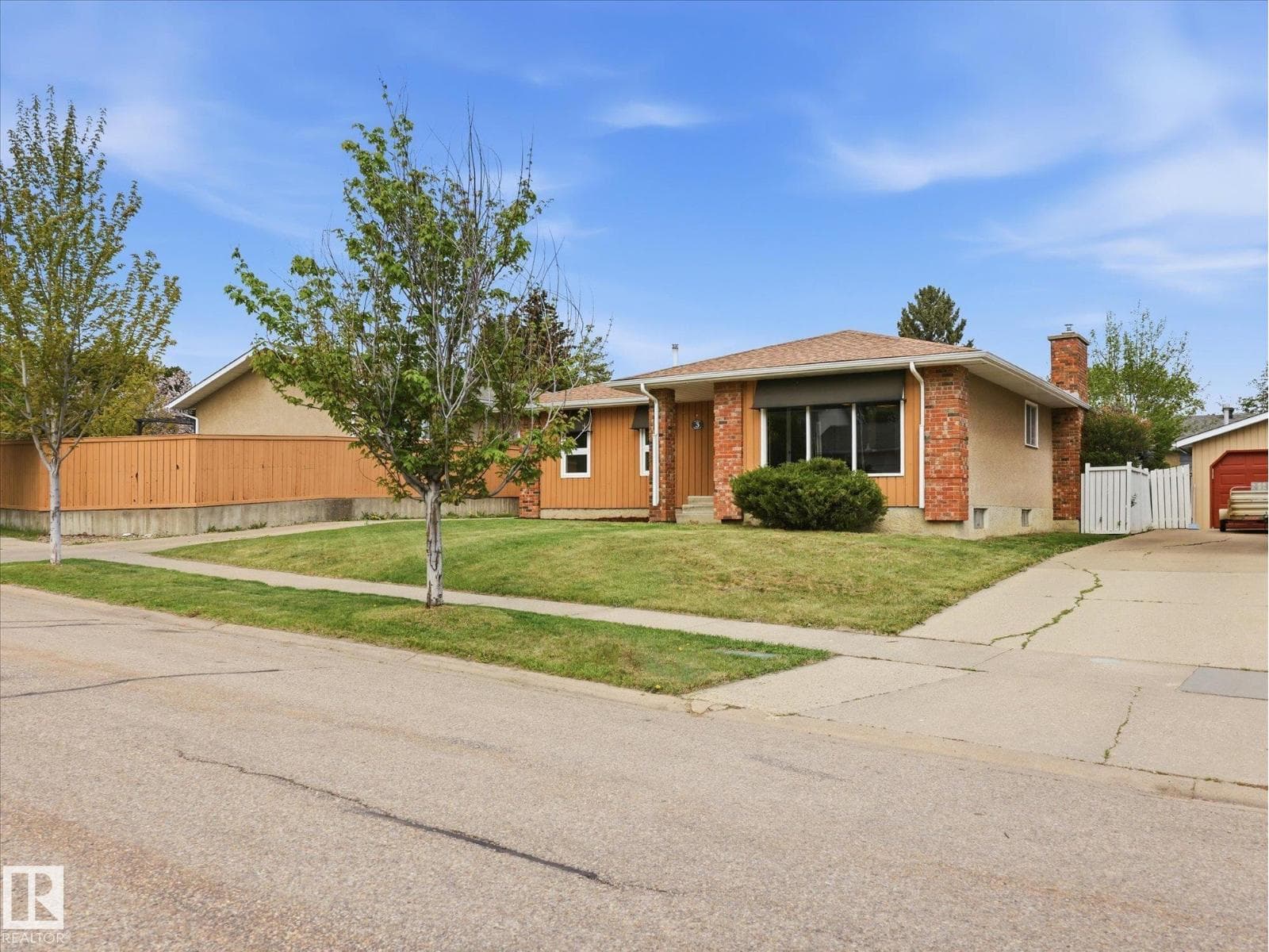 3 FAIRFAX CR — photo 3