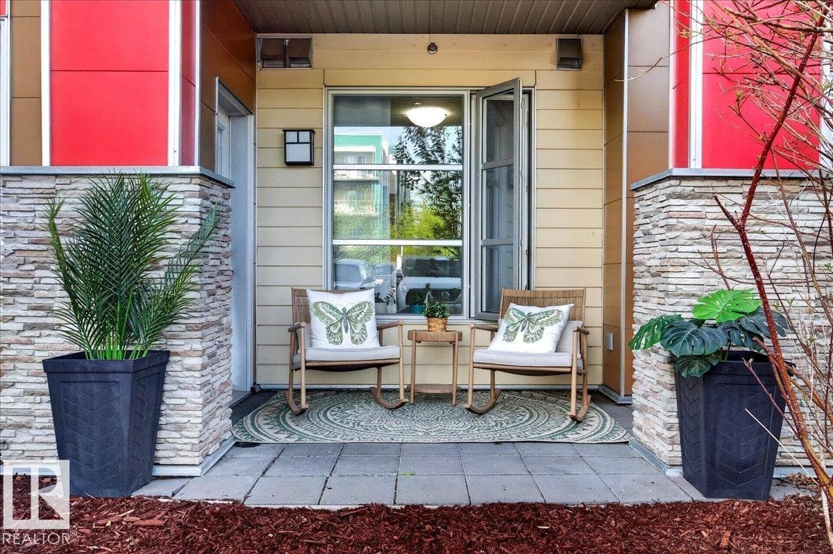 #103 2590 ANDERSON WY SW