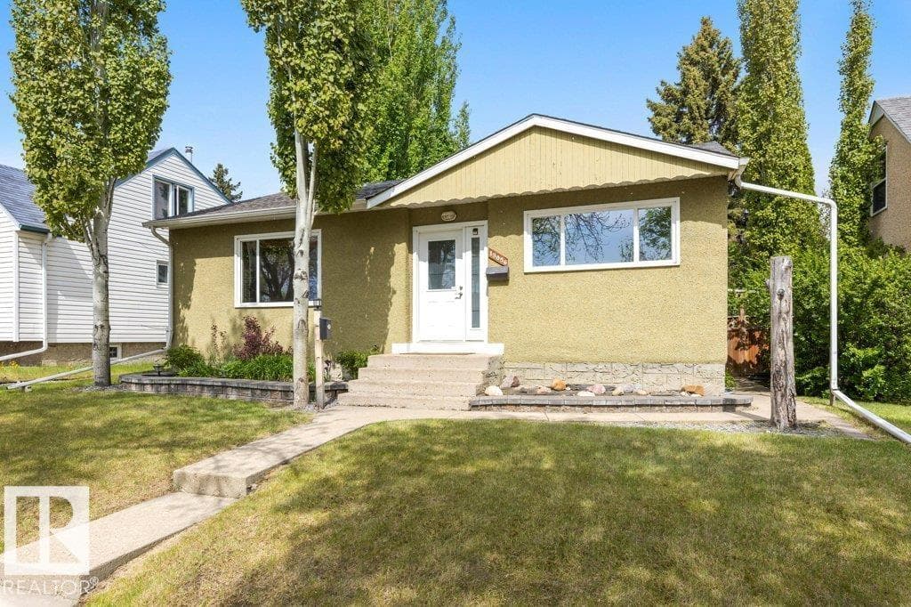 13056 SHERBROOKE AV NW — photo 2