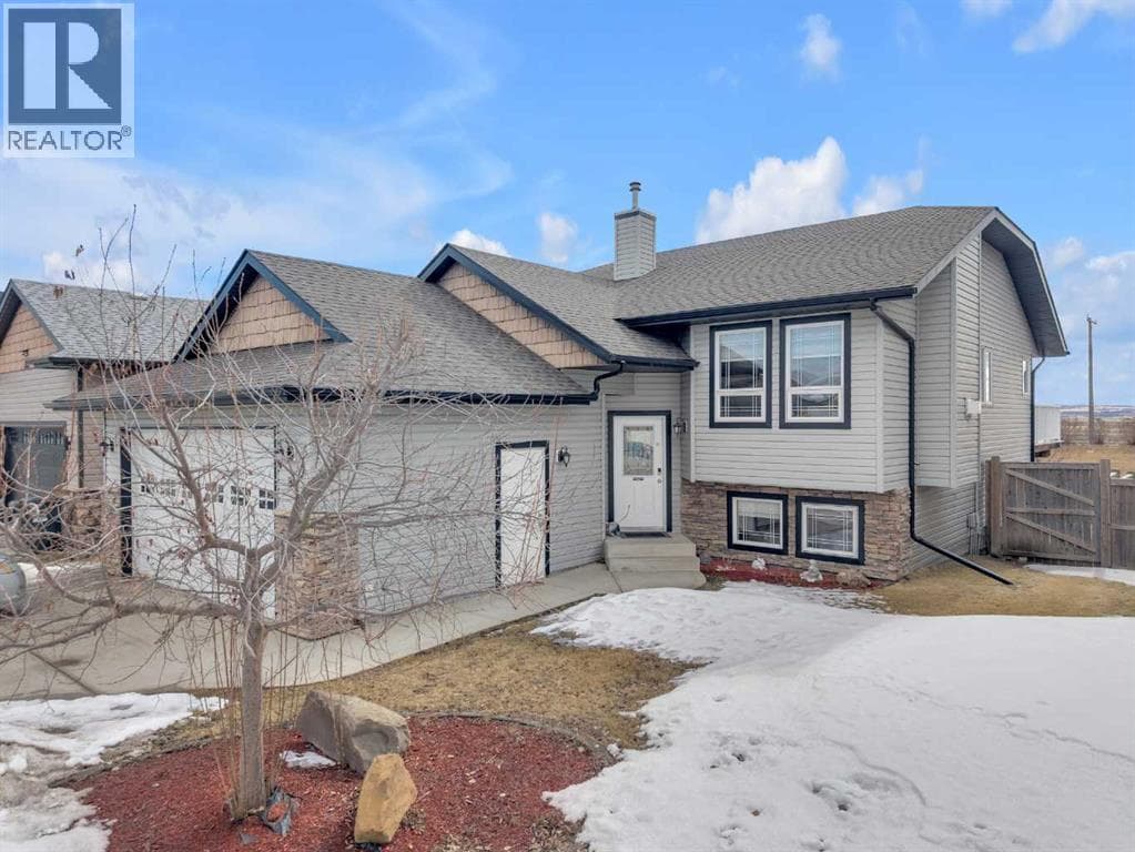 88 Valentine Crescent — photo 2