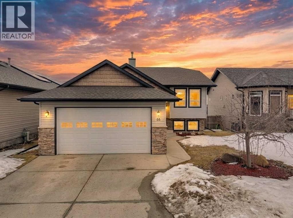 88 Valentine Crescent