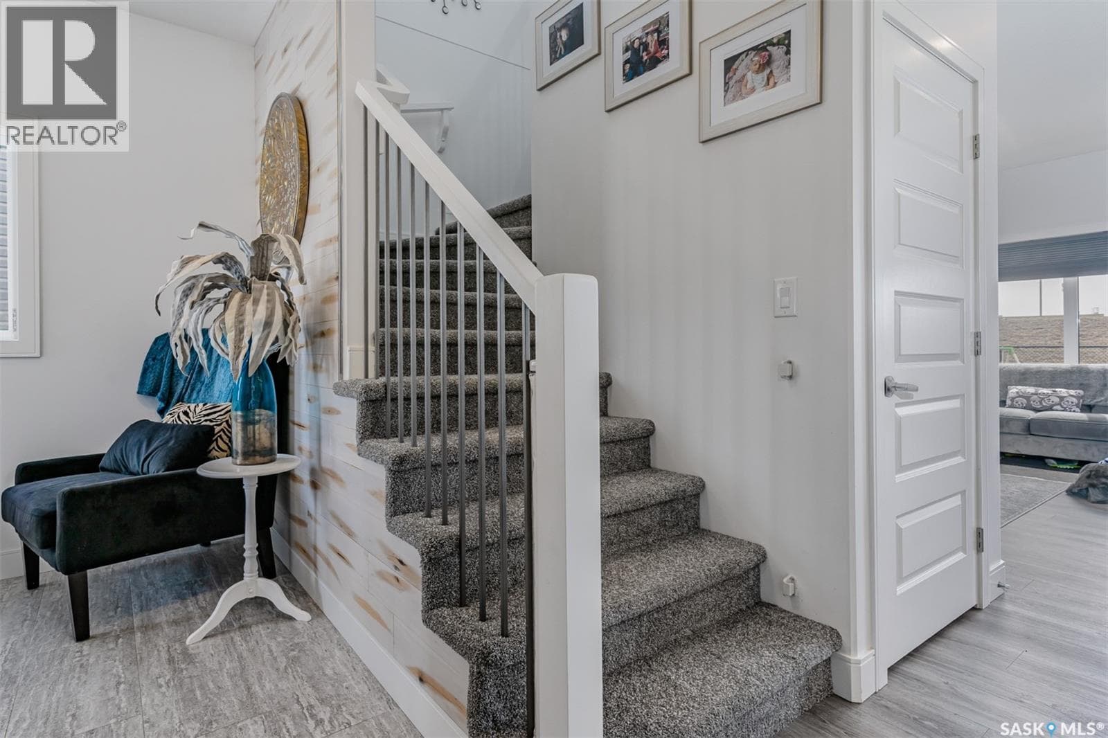 335 Hassard CLOSE — photo 4