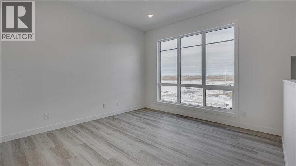 25 Louis Drive — photo 5