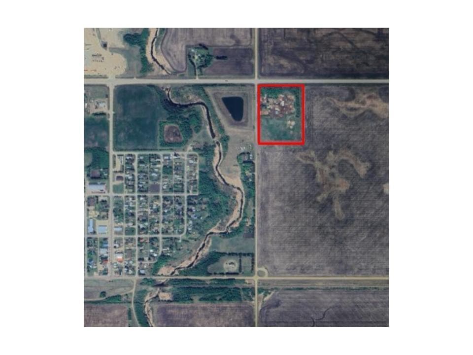 59235 RANGE ROAD 193 — photo 4
