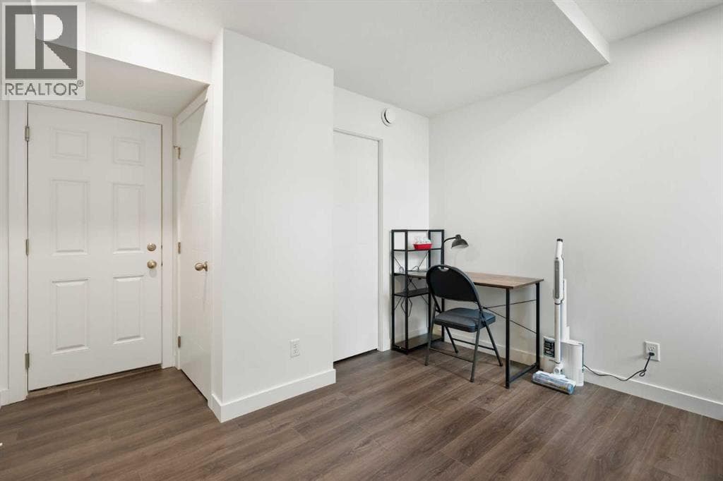 122 Spring Creek Common SW — photo 4